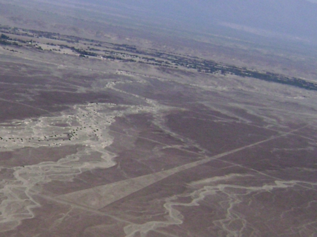 Trapecios de las líneas de Nazca vistos desde el aire