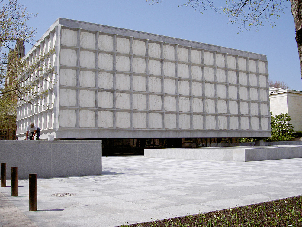 Biblioteca Beinecke de Libros Raros y Manuscritos de la Universidad de Yale, donde se conserva el manuscrito Voynich